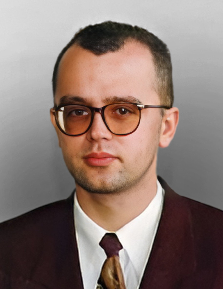 Piotr ZADRĄG