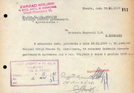 Z magistrackich Akt kontroli miejskich urzędów obwodowych w Krakowie 1946–1950 sporządzona
w 1948 r. przez kierownika Stefana Śliwińskiego informacja o wykonaniu polecenia służbowego
(Archiwum Narodowe w Krakowie, sygn. 29-699-683, nlb)