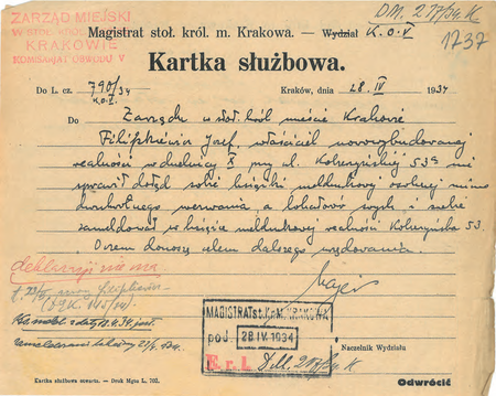 Z akt Przekroczenia meldunkowe, doniesienia o braku meldunku 1934–1935 kartka
służbowa sporządzona w 1934 r. przez komisarza Bolesława Majera dotycząca braku książki
meldunkowej w realności przy ul. Kobierzyńskiej
(Archiwum Narodowe w Krakowie, sygn. Kr 5383, s. 1737)