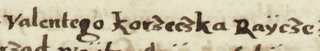 Z księgi ławniczej Kleparza obejmującej lata 1574–1579: początkowy fragment wpisu z 1575 roku będącego relacją
ławników Balcera Przezdzieczka (nr 107) i Kaspra Mixty, syna rajcy Marcina Mixty (nr 70), z oglądu ściany dzielącej
domy nieznanego z imienia Bączka i Walentego Korzeczka, rajcy i wówczas wójta, co czyniono na wniosek tego
ostatniego – oraz zbliżenie zapisu imienia i funkcji (Archiwum Narodowe w Krakowie, sygn. KL 4, s. 235)