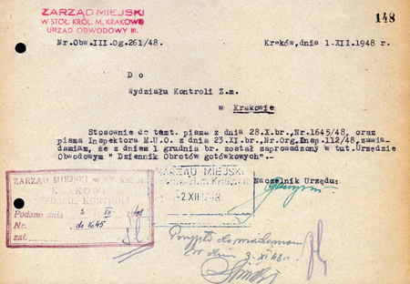 Z magistrackich Akt kontroli miejskich urzędów obwodowych w Krakowie 1946–1950
wewnątrzurzędowe pismo sporządzone w 1948 r. przez naczelnika Tadeusza Grzywacza
(Archiwum Narodowe w Krakowie, sygn. 29-699-683, nlb)