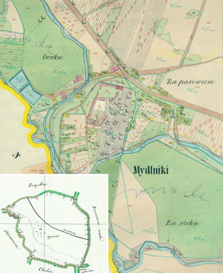 Centrum Mydlnik na mapie katastralnej sporządzonej dla gminy katastralnej Mydlniki w 1850 roku oraz pochodzący
z lat 1847–1848 plan sytuacyjny z wyrysowanymi granicami gminy Mydlniki i lokalizacją gmin sąsiadujących
(Archiwum Narodowe w Krakowie, sygn. K. Krak. 374 I; sygn. WM 563a, nlb.)