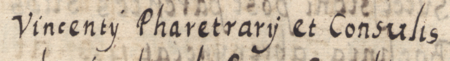 Z Liber inscriptionum… klasztoru oo. Augustianów w Kazimierzu: początkowy fragment dokonanego w roku 1687
wpisu przywołującego wydaną w 1444 roku zgodę na posadowienie przez rajcę Wincentego kołczannika
domu w Stradomiu na gruncie zwanym Piekłem – zbliżenie zapisu imienia i urzędu
(Biblioteka Naukowa PAU/PAN, sygn. rkps 1676, s. 306)